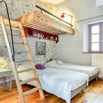 Loft Centre-ville Parking, Clim, Wifi Carcassone