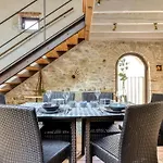 Loft Centre-ville Parking, Clim, Wifi Carcassone