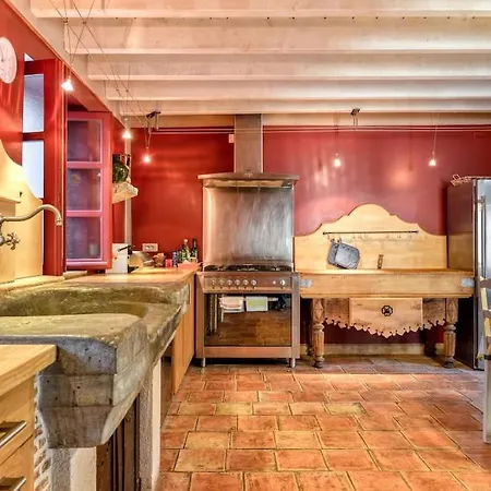 Loft Centre-ville Parking, Clim, Wifi Καρκασόν