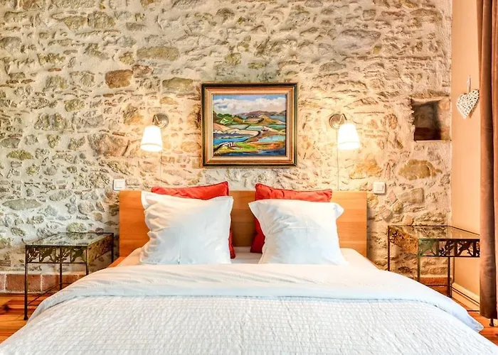 Holiday home Loft Centre-ville Parking, Clim, Wifi