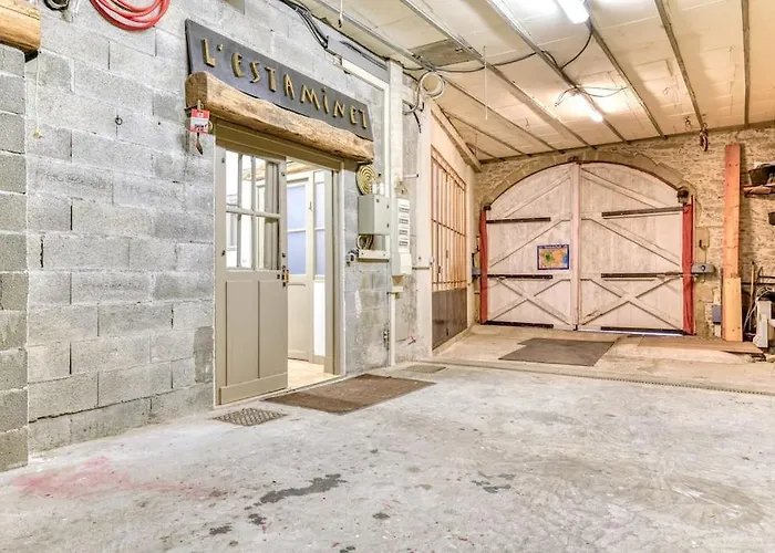 Loft Centre-ville Parking, Clim, Wifi *